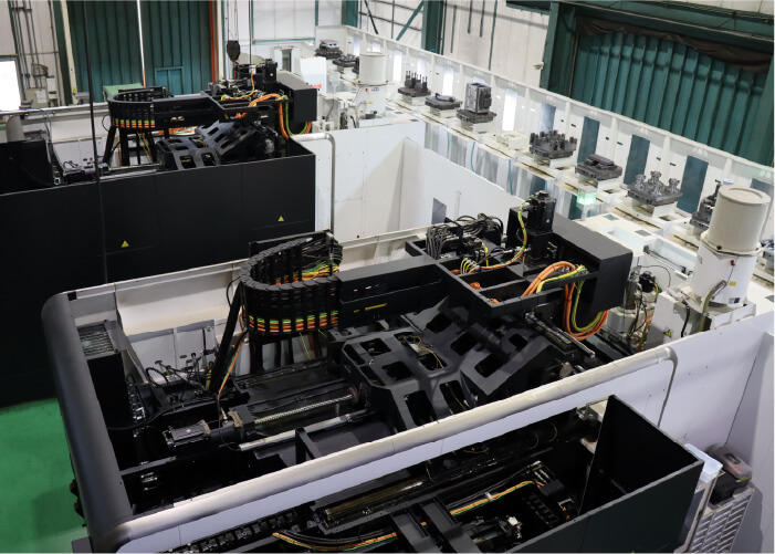 5軸マシニングセンタのイメージ画像